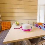 Mobil-home Confortable Avec Terrasse A - Api-1-52-683 Kemping *